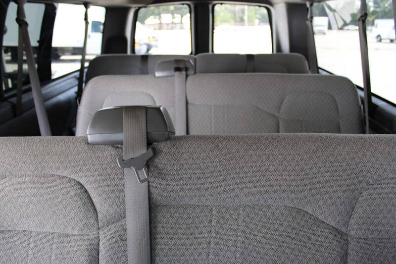 2024 Chevrolet Express LT 3500