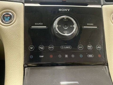 2017 Ford Taurus Limited