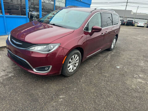 2018 Chrysler Pacifica Touring L Plus