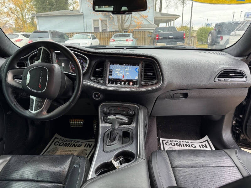 2016 Dodge Challenger SXT