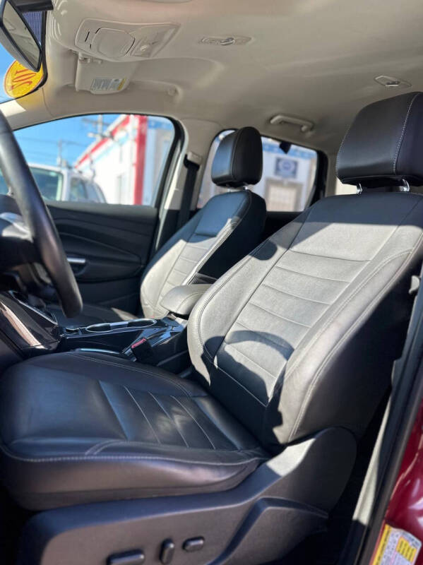 2014 Ford Escape Titanium