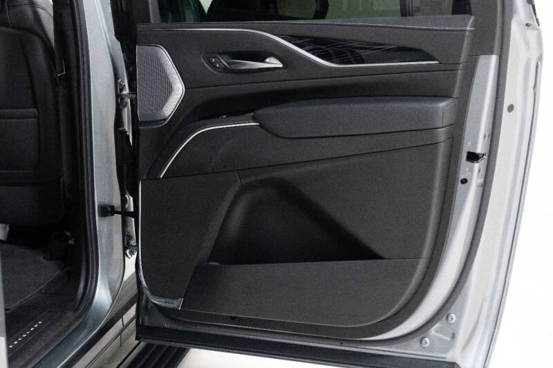 2023 Cadillac Escalade-V ESV