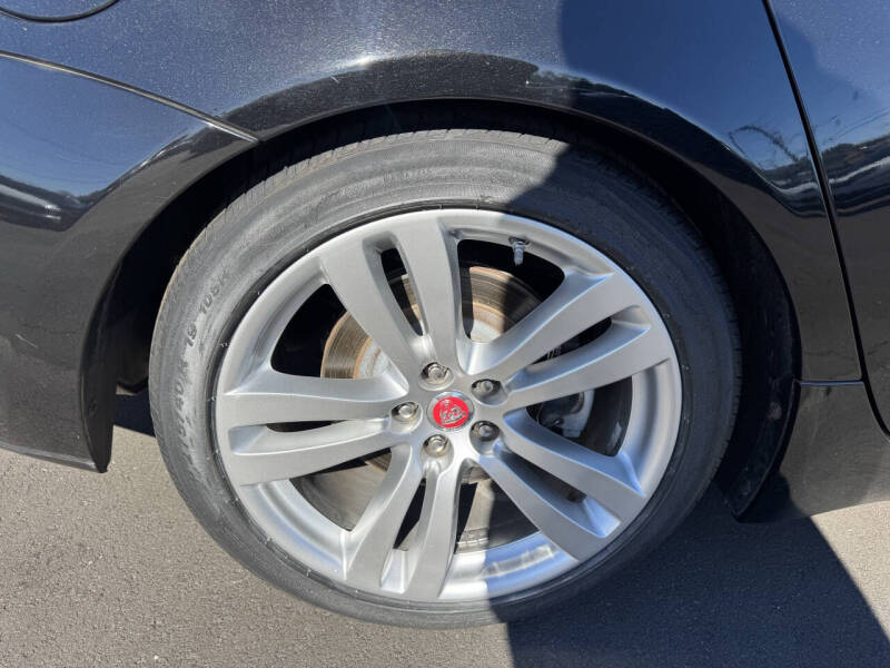 2014 Jaguar XJL Portfolio