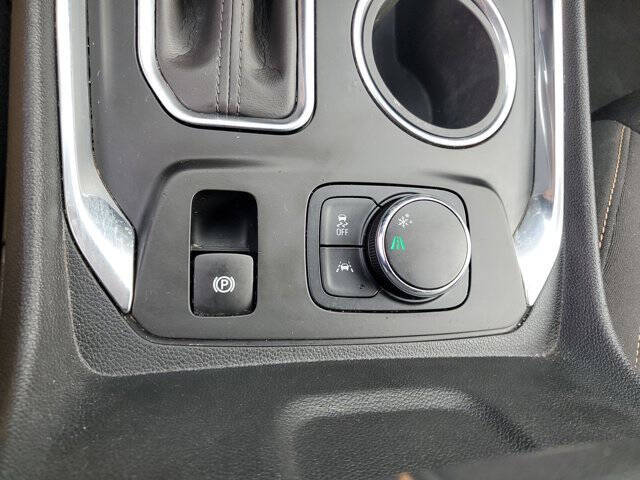 2020 Chevrolet Traverse LT Cloth