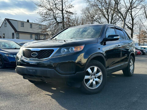 2013 Kia Sorento for sale at MAGIC AUTO SALES in Little Ferry NJ