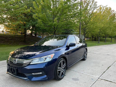 2016 Honda Accord for sale at Raptor Motors in Chicago IL