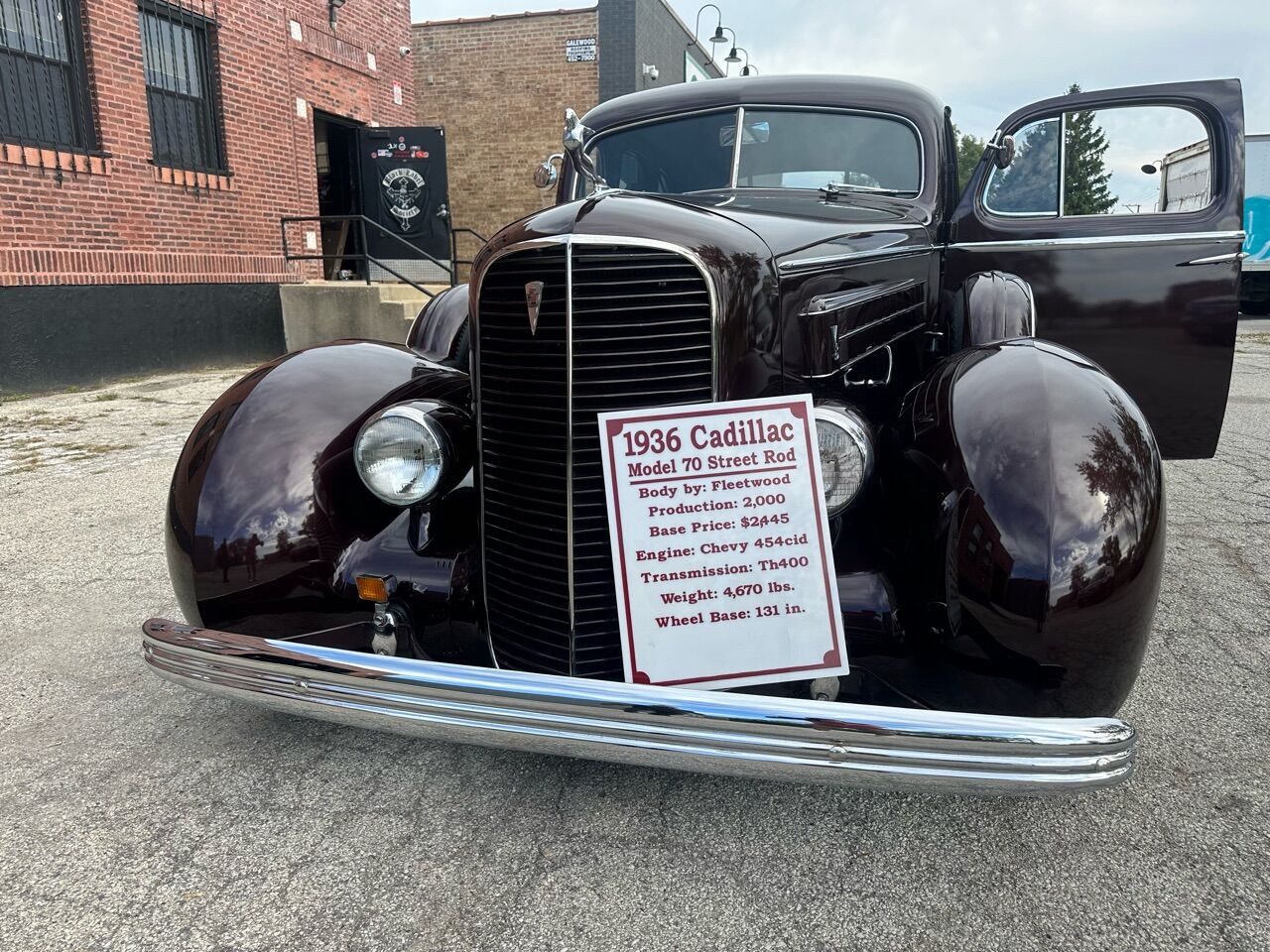 1936 Cadillac Fleetwood 9