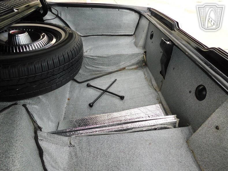 1966 Ford Thunderbird