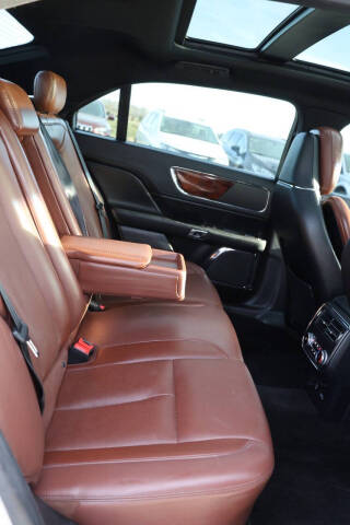 2017 Lincoln Continental Reserve