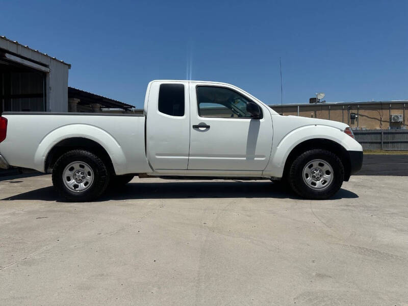 2016 Nissan Frontier S