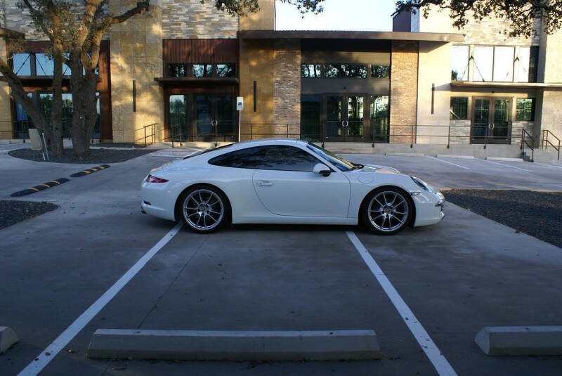 2013 Porsche 911 Carrera