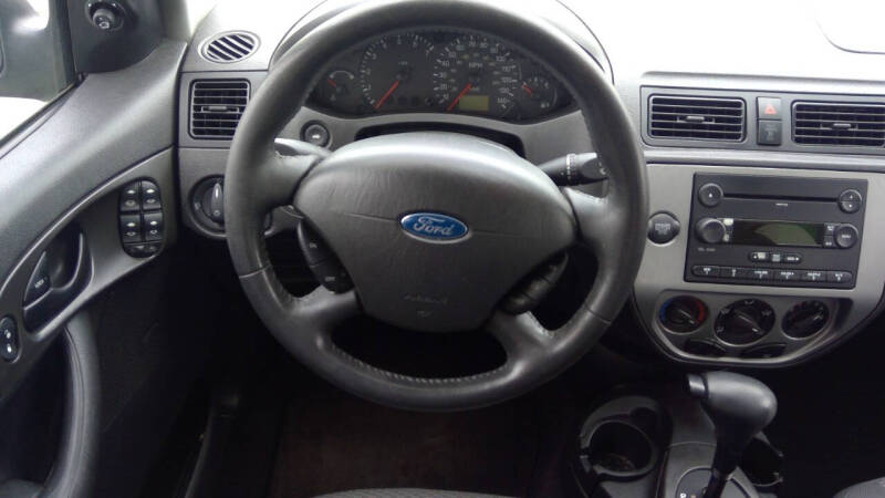 2007 Ford Focus ZX5 S