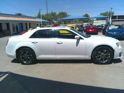 2016 Chrysler 300
