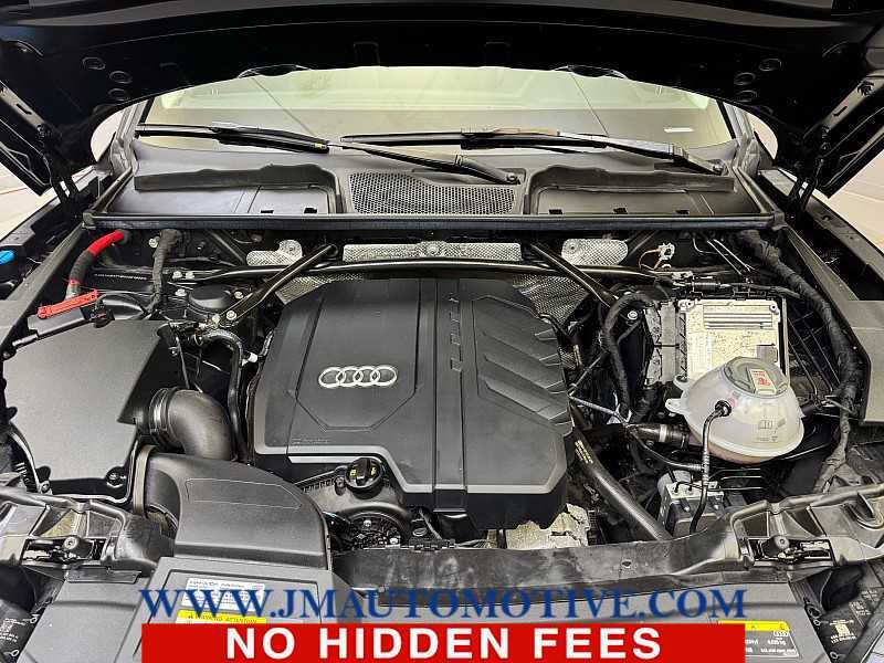 2022 Audi Q5 quattro Premium 40 TFSI