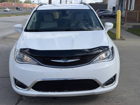 2018 Chrysler Pacifica Touring L