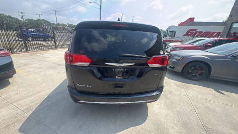 2018 Chrysler Pacifica Touring Plus