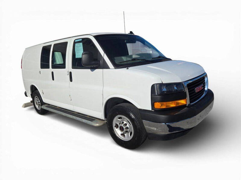 2024 GMC Savana 2500
