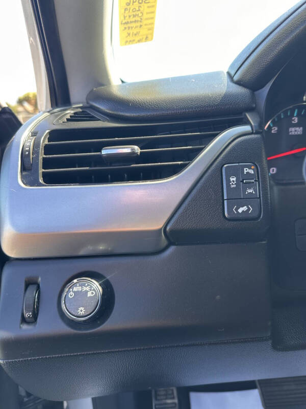 2019 Chevrolet Suburban LT