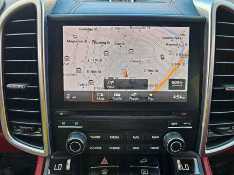 2017 Porsche Cayenne Platinum Edition