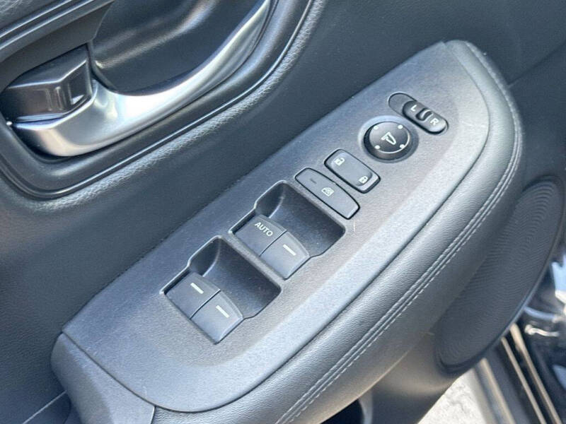 2023 Honda HR-V LX