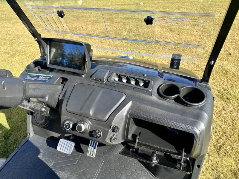 2025 Evolution D5 Maverick-4 Plus