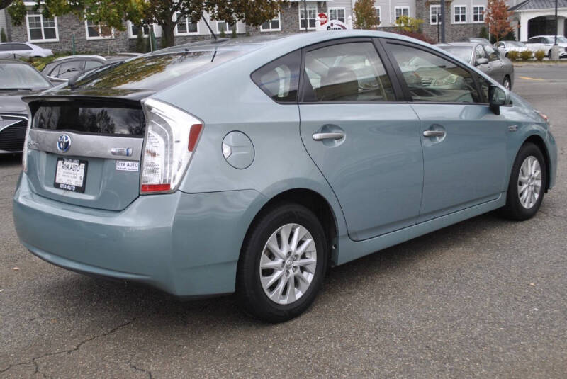 2012 Toyota Prius Plug-in Hybrid