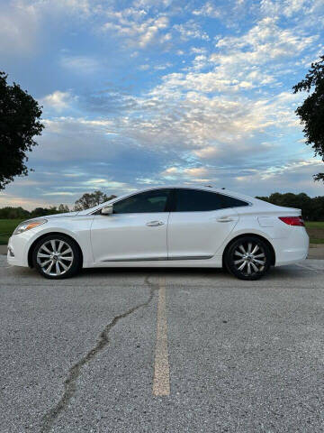 2014 Hyundai Azera for sale at Houston Auto Preowned in Houston TX