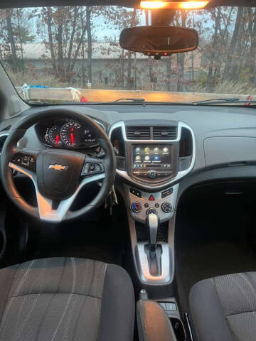 2018 Chevrolet Sonic LT Auto