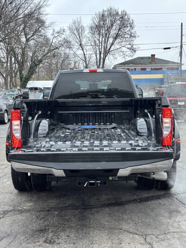 2022 Ford F-350 Super Duty XL