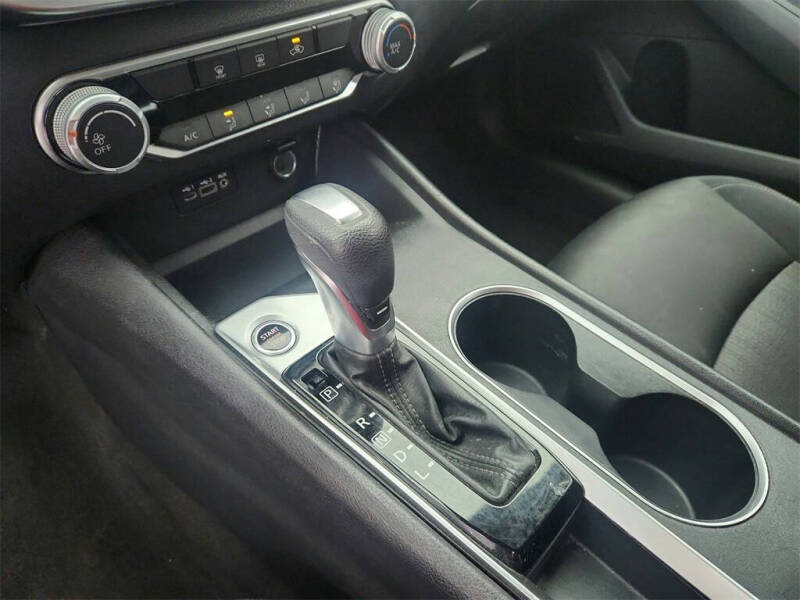 2022 Nissan Altima 2.5 SV