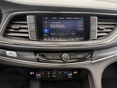 2020 Buick Enclave Essence