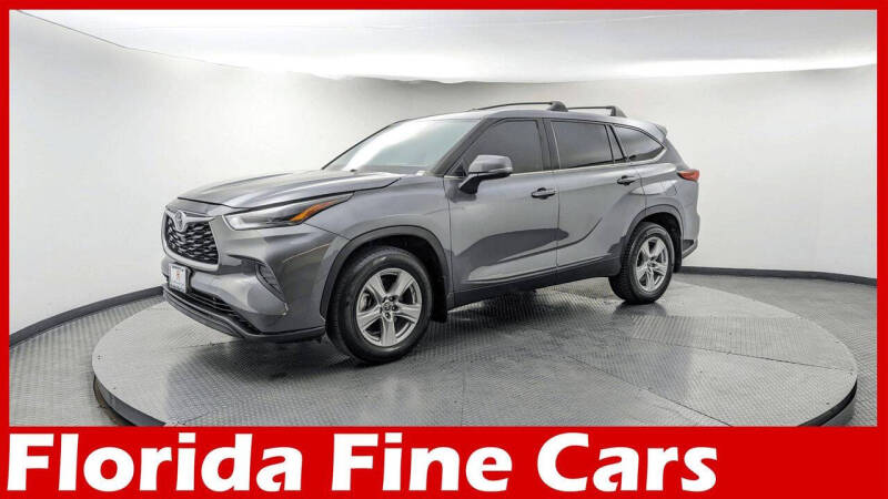 2022 Toyota Highlander L