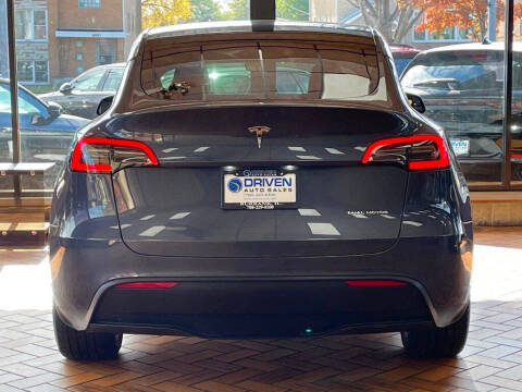 2023 Tesla Model Y Long Range