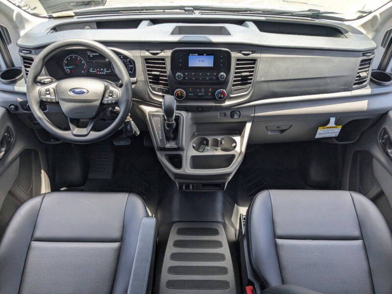 2025 Ford Transit 250