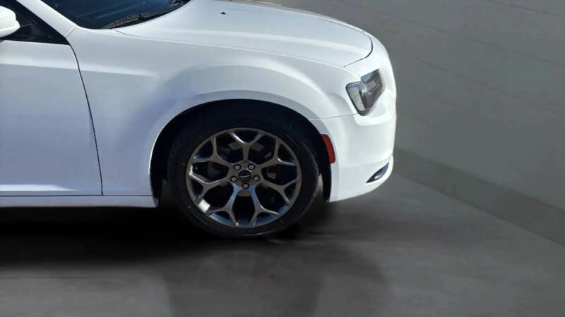 2017 Chrysler 300 S