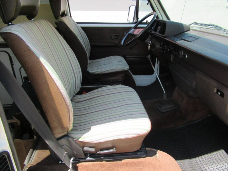 1982 Volkswagen Vanagon Camper