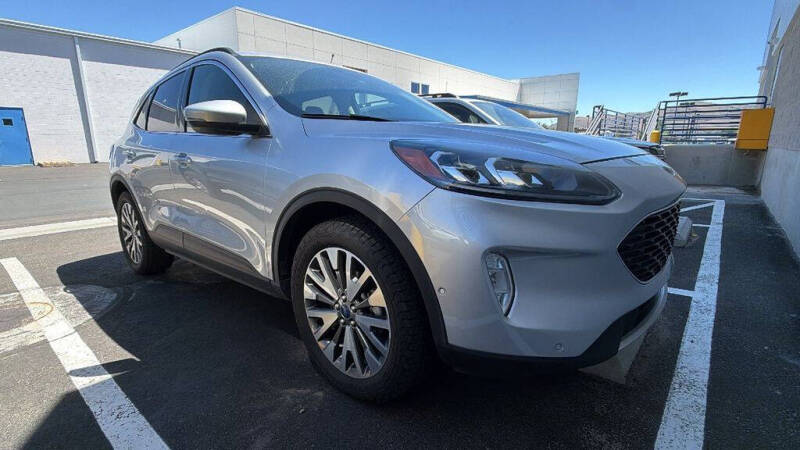 2020 Ford Escape Titanium