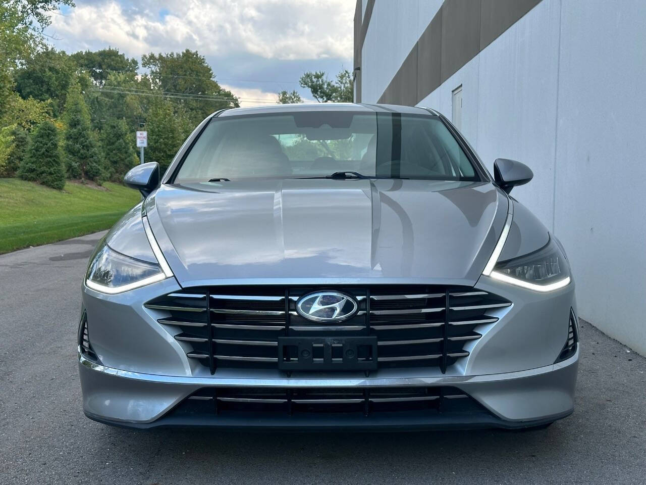 2021 Hyundai SONATA for sale at Phoenix Motor Co in Romulus, MI