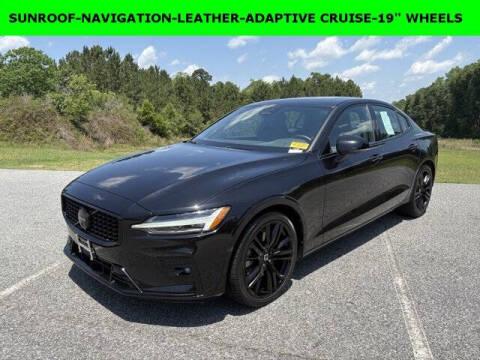 2024 Volvo S60 B5 Plus Black Edition