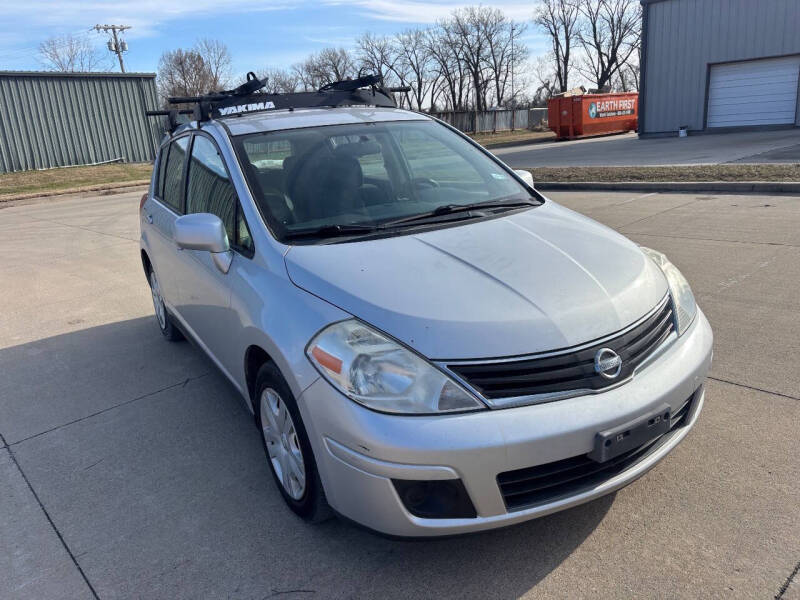 2010 Nissan Versa 1.8 S