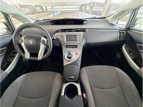 2012 Toyota Prius Two