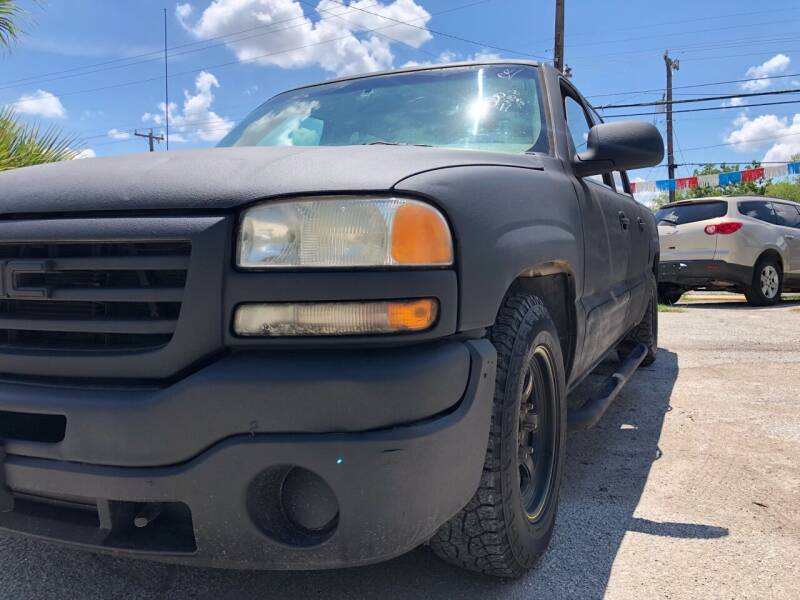 2005 GMC Sierra 1500 for sale at Approved Auto Sales in San Antonio TX
