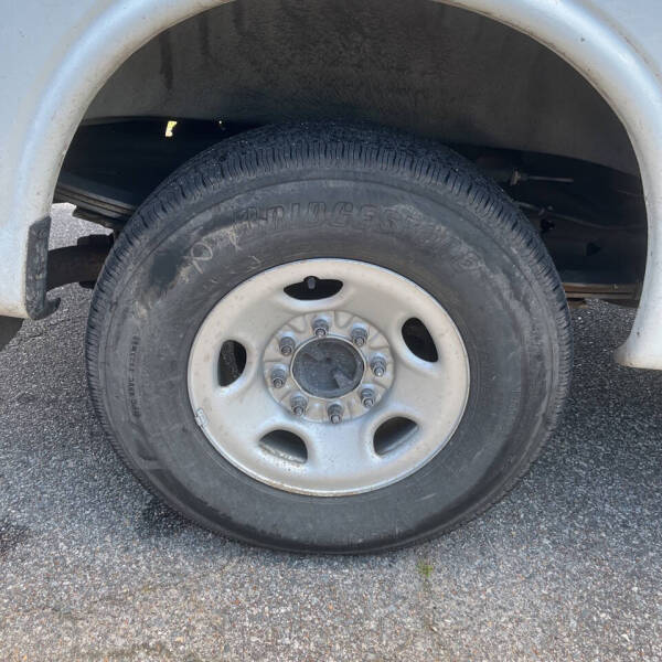 2020 Chevrolet Express 2500