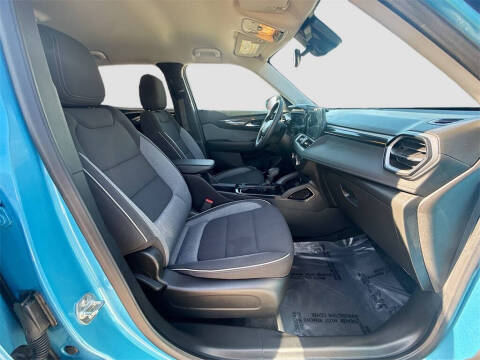 2025 Chevrolet TrailBlazer LS