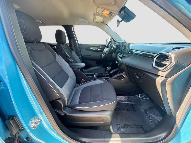 2025 Chevrolet TrailBlazer LS