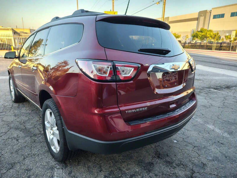 2017 Chevrolet Traverse LT