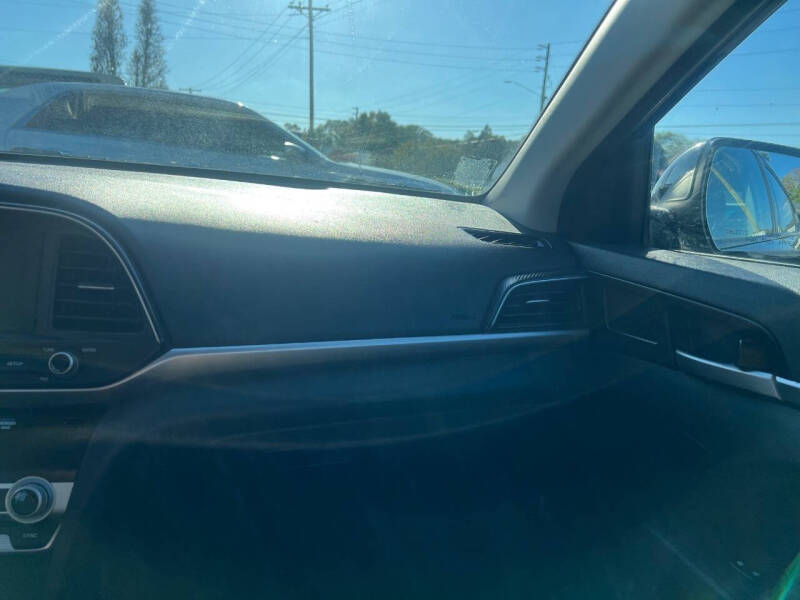 2020 Hyundai Elantra Value Edition