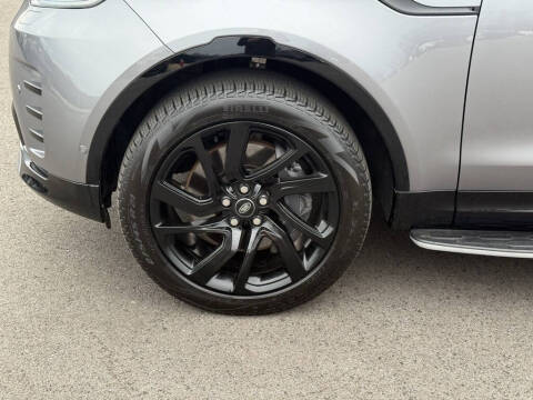 2024 Land Rover Discovery P360 Dynamic SE