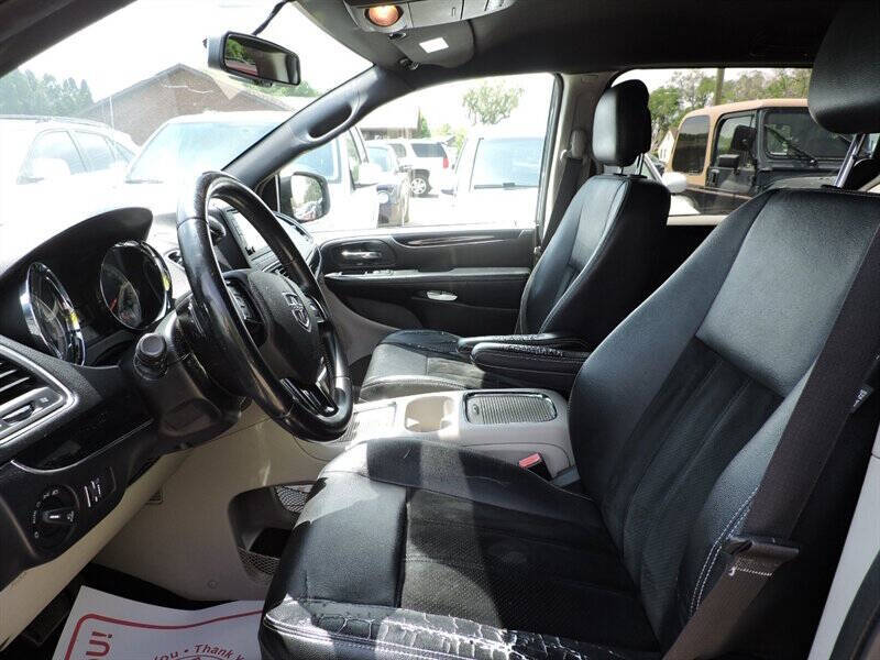 2017 Dodge Grand Caravan SXT