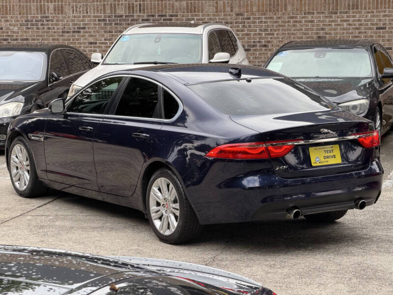 2017 Jaguar XF 35t Premium